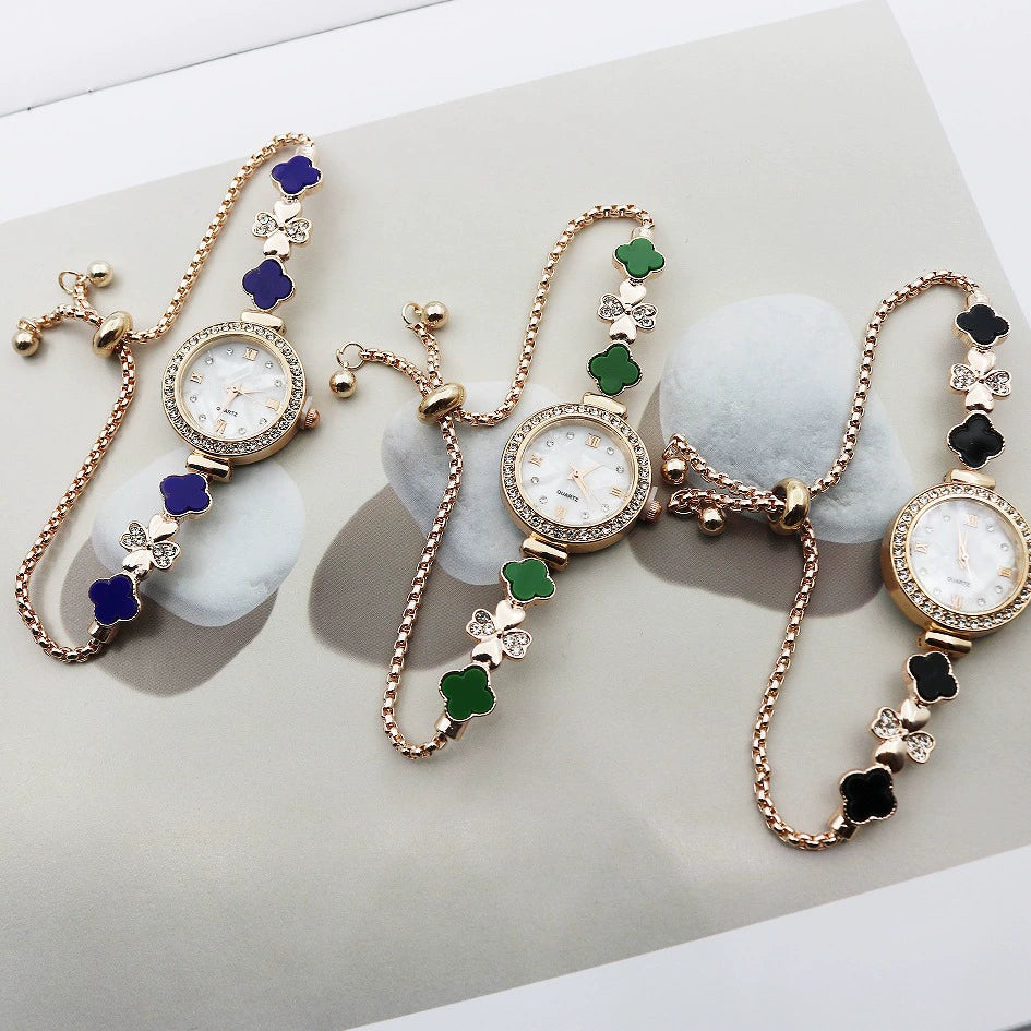 Women's Alloy And Stainless Steel Four Leaf Clover Fashion Pull Bracelet Watch With Round Dial - Image 4
