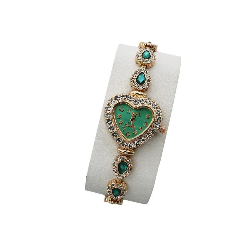 Women's Alloy And Stainless Steel Leisure Quartz Watch With Heart Dial And Jewelry Buckle - Image 4
