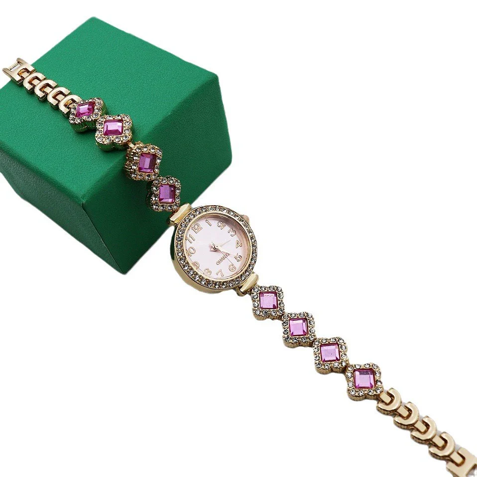 Women's Alloy And Stainless Steel Leisure Style Round Dial Quartz Watch - Image 4