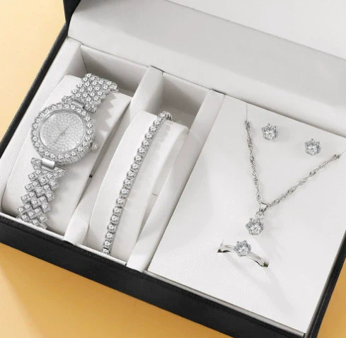 Women's Alloy And Titanium Alloy Casual Fashion Rectangle Dial Quartz Watch - Image 15