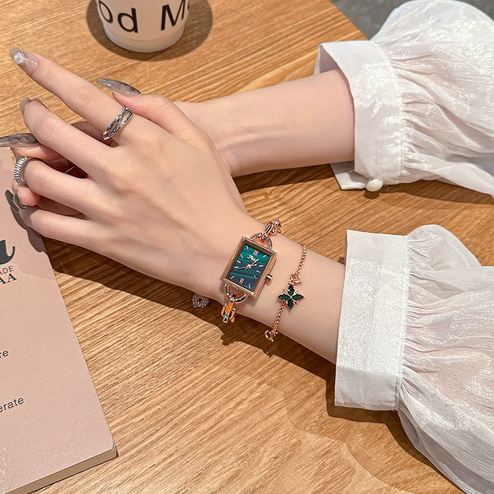 Women's Alloy Bracelet Quartz Watch With Square Dial And Lobster Clasp Leisure Style