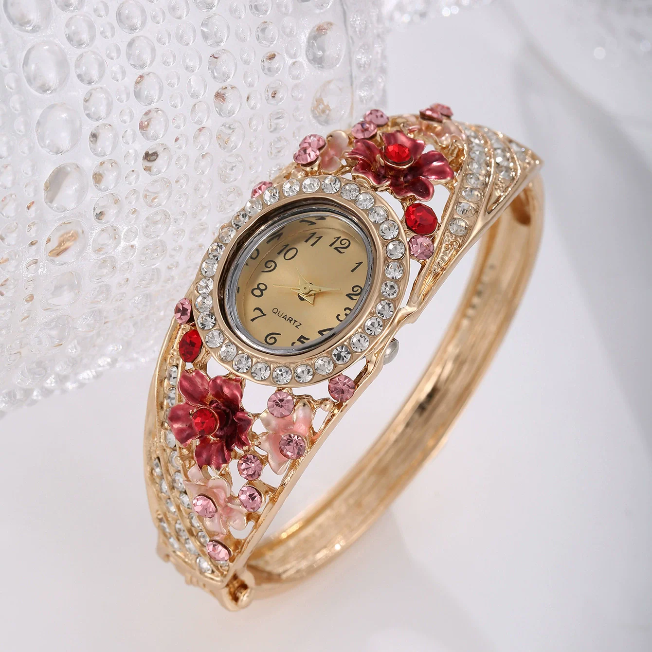 Women's Alloy Bracelet Watch With Decorative Flower And Round Dial Fashion Style - Image 3