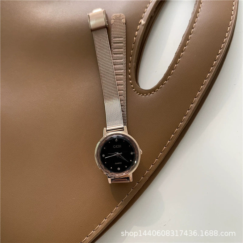 Women's Alloy Case Ordinary Glass Mirror Simple Retro Fashion Watch - Image 4