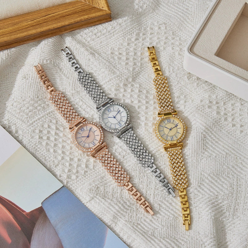 Women's Alloy Fashion Quartz Bracelet Watch With Round Dial And Stainless Steel Clasp - Image 3