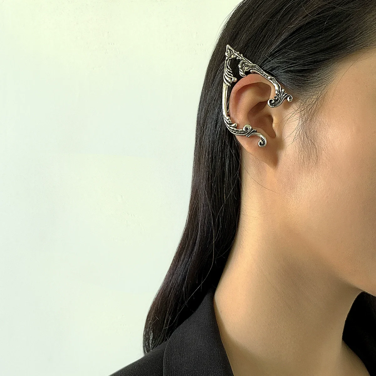 Women's Alloy Geometric Style Electroplated Earring Ear Hanging Ear Clip Ear Bone Clip - Image 12