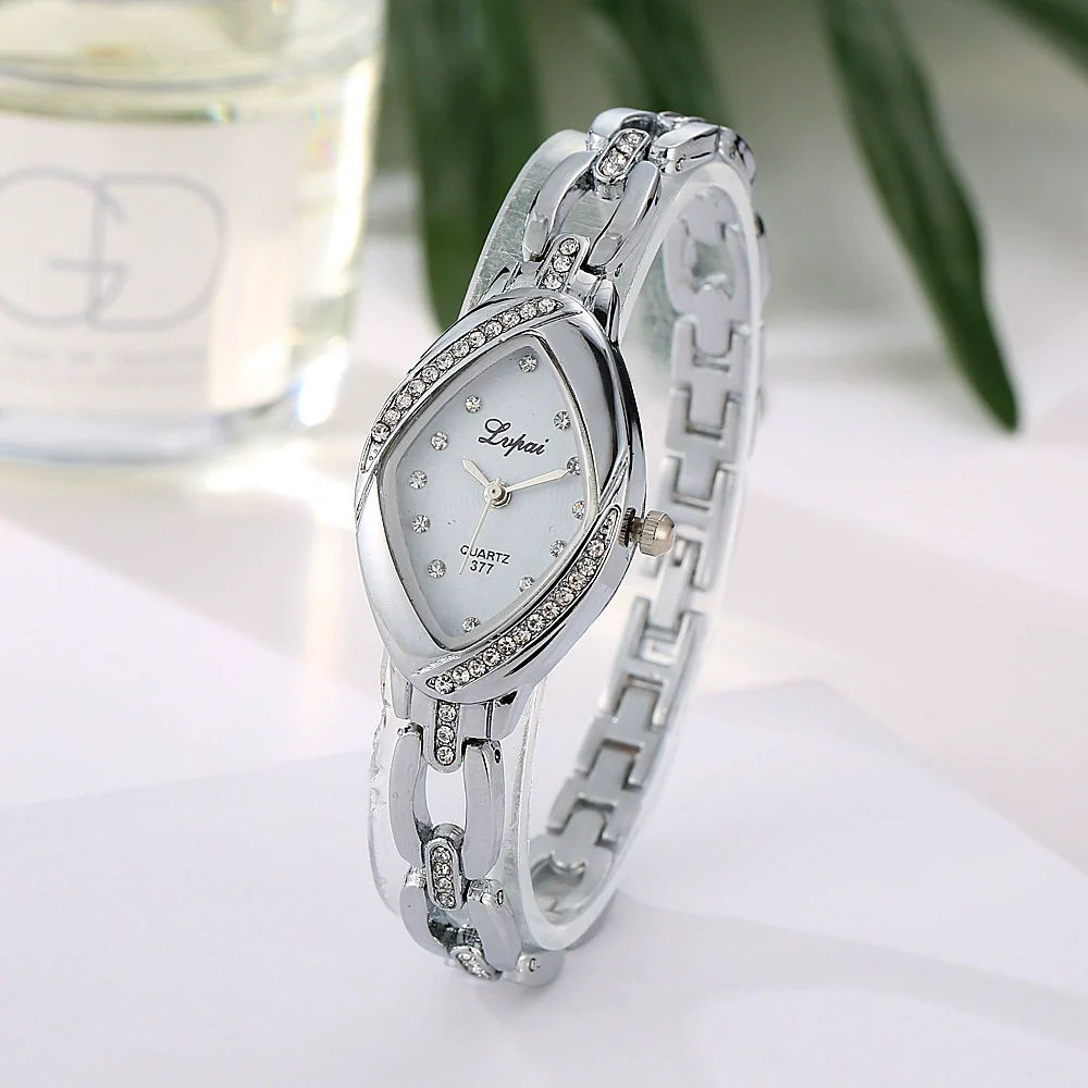 Women's Alloy Quartz Fashion Round Outdoor Watch With Spiral Crown And Pin Buckle - Image 4