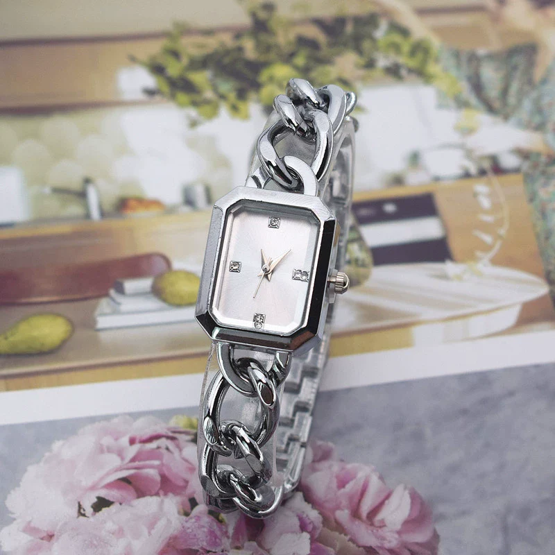 Women's Alloy Rectangle Bracelet Quartz Watch Leisure Style