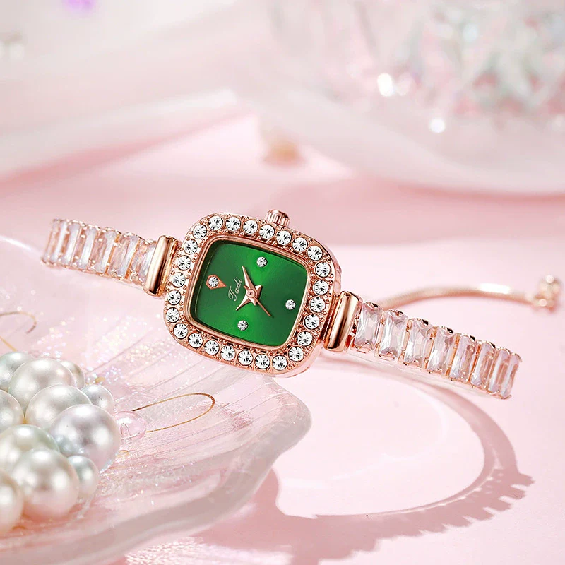 Women's Alloy Rectangular Fashionable Diamondencrusted Zircon Pullout Bracelet Watch - Image 3