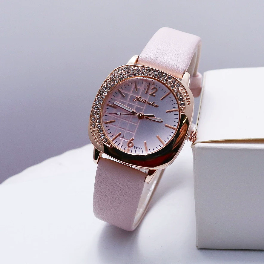 Women's Alloy Square Fashion Quartz Watch With Pu Strap And Diamondencrusted Design - Image 2