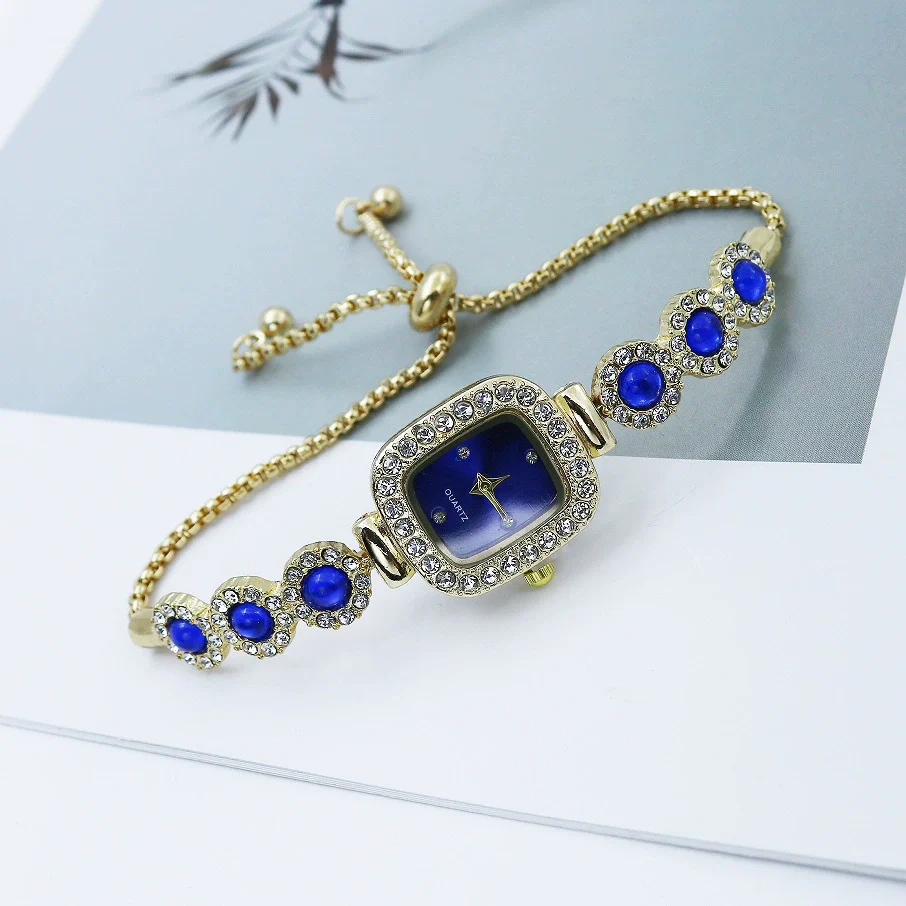 Women's Alloy Square Quartz Bracelet Watch Fashion Diamondencrusted - Image 4