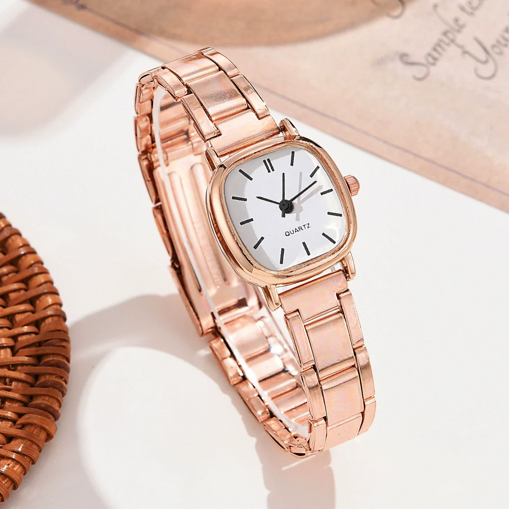 Women's Alloy Strap Round Dial Quartz Watch Simple And Versatile Style - Image 13