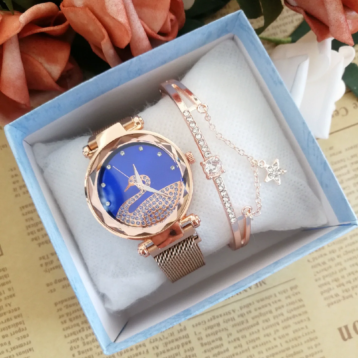 Women's Alloy Watch Set With Magnet Buckle And Round Dial Leisure Style - Image 5