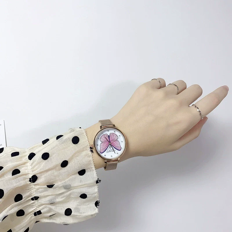 Women's Alloy Watch With Blue Butterfly Design Simple Elegant Fashion Style - Image 5