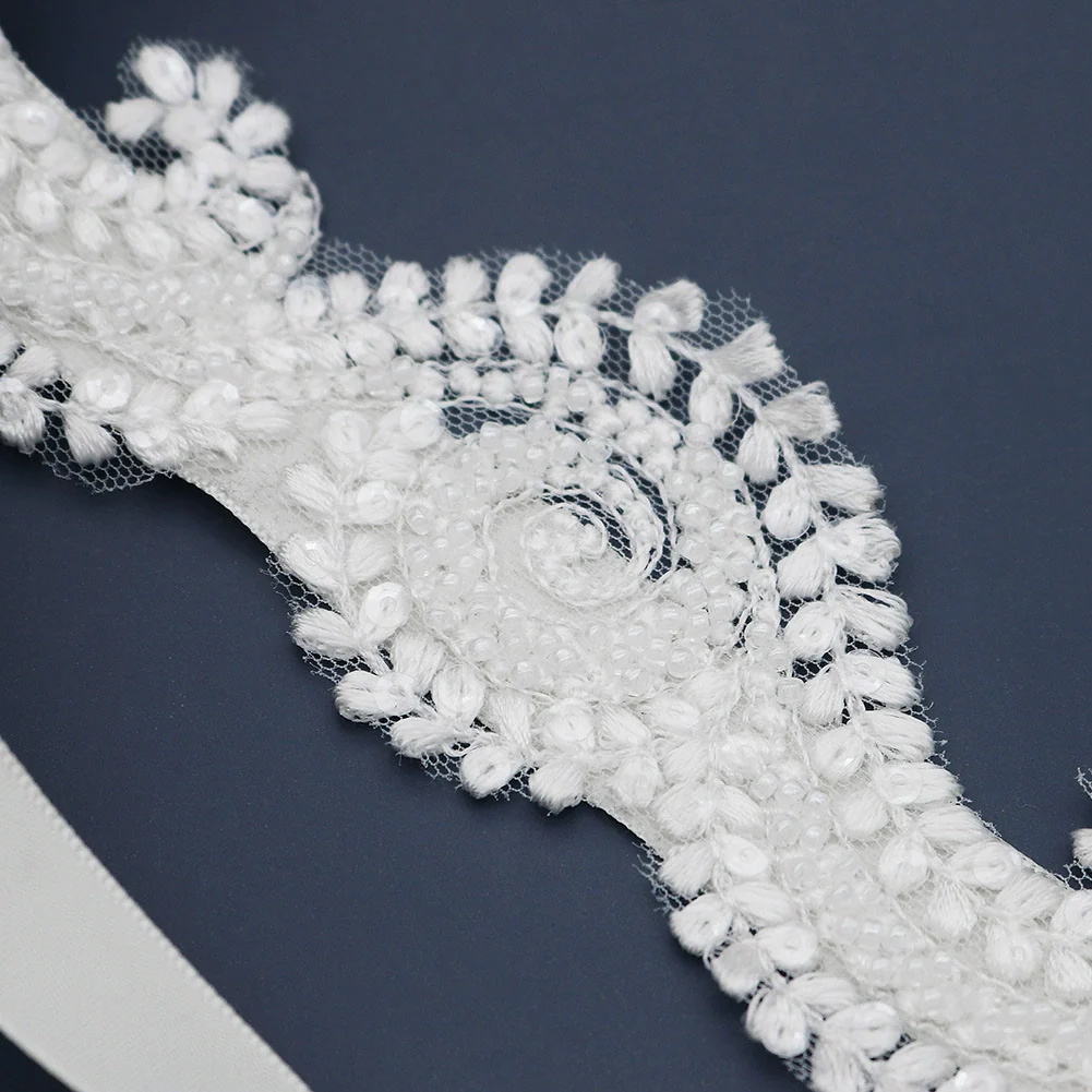 Women's Bridal Hair Accessories Cloth Lace Satin Headband With Leaves And Plaid Pattern Retro Style - Image 2