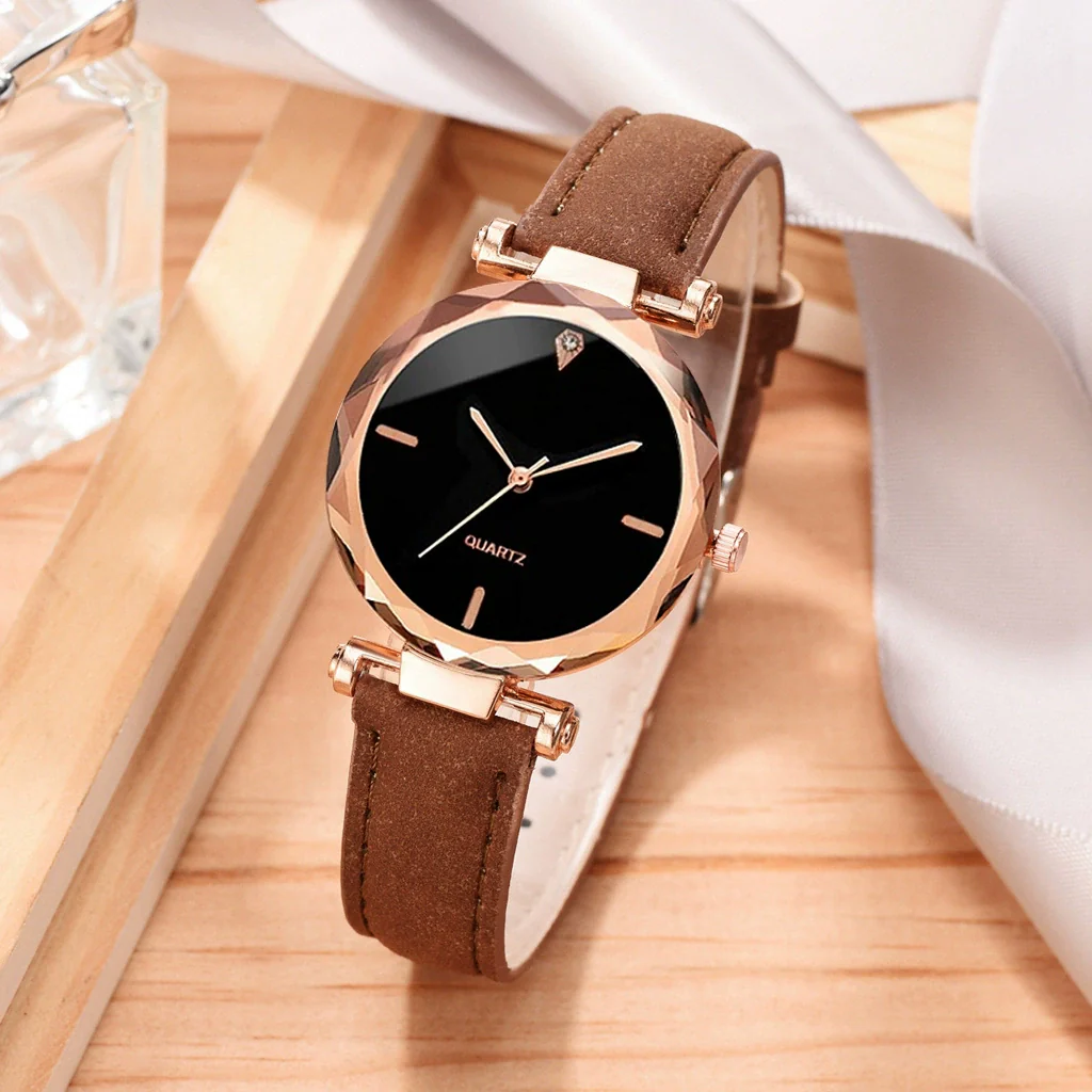 Women's Casual Alloy Pu Belt Round Dial Quartz Watch With Printed Logo - Image 2