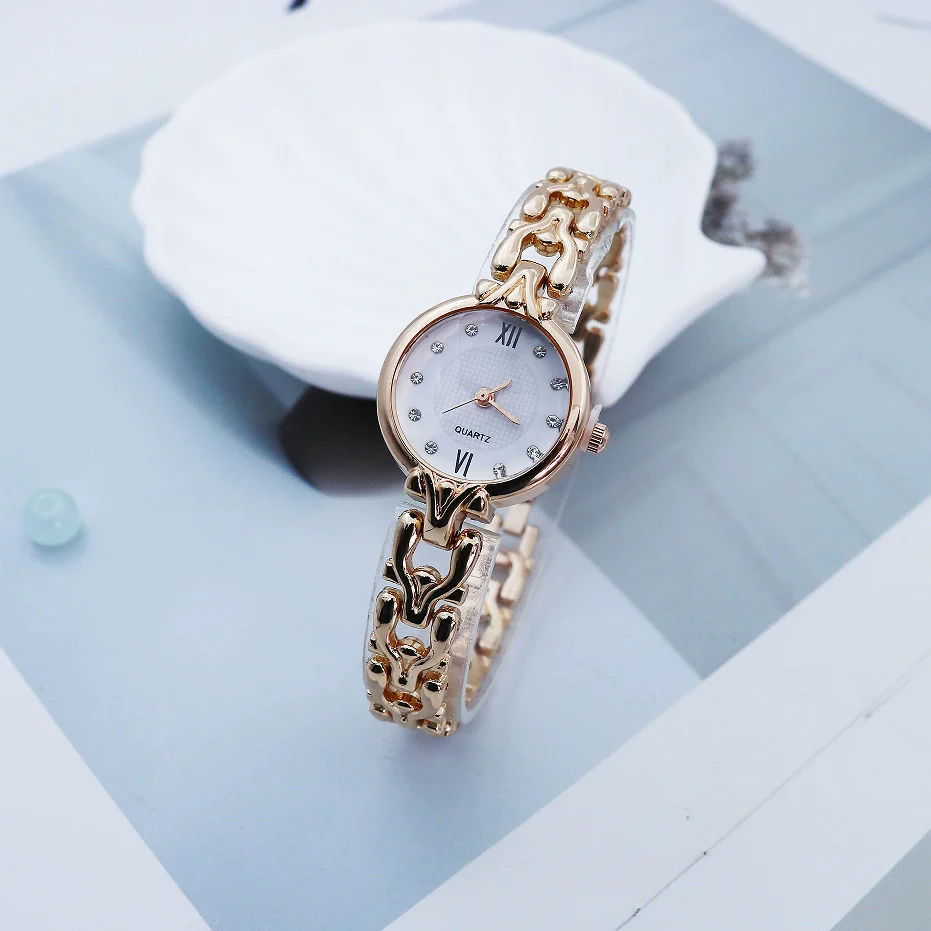 Women's Casual Alloy Quartz Watch With Round Dial And Stainless Steel Jewelry Buckle - Image 2