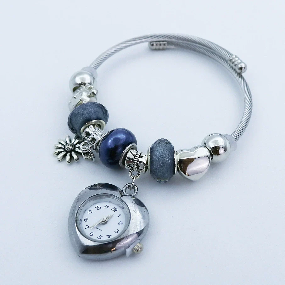 Women's Casual Quartz Watch Alloy Stainless Steel Round Dial - Image 3