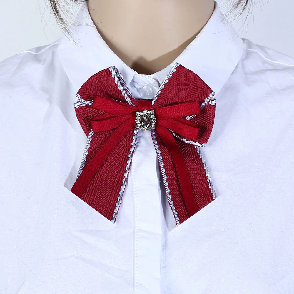 Women's Cloth Bow Tie Brooch Clothing Accessories - Image 2