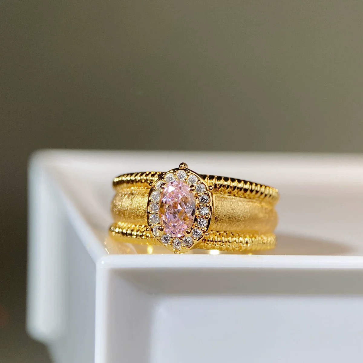 Women's Copper Geometric Handmade Brushed Sapphire Ring With Electroplating And Ice Flower Cut - Image 4