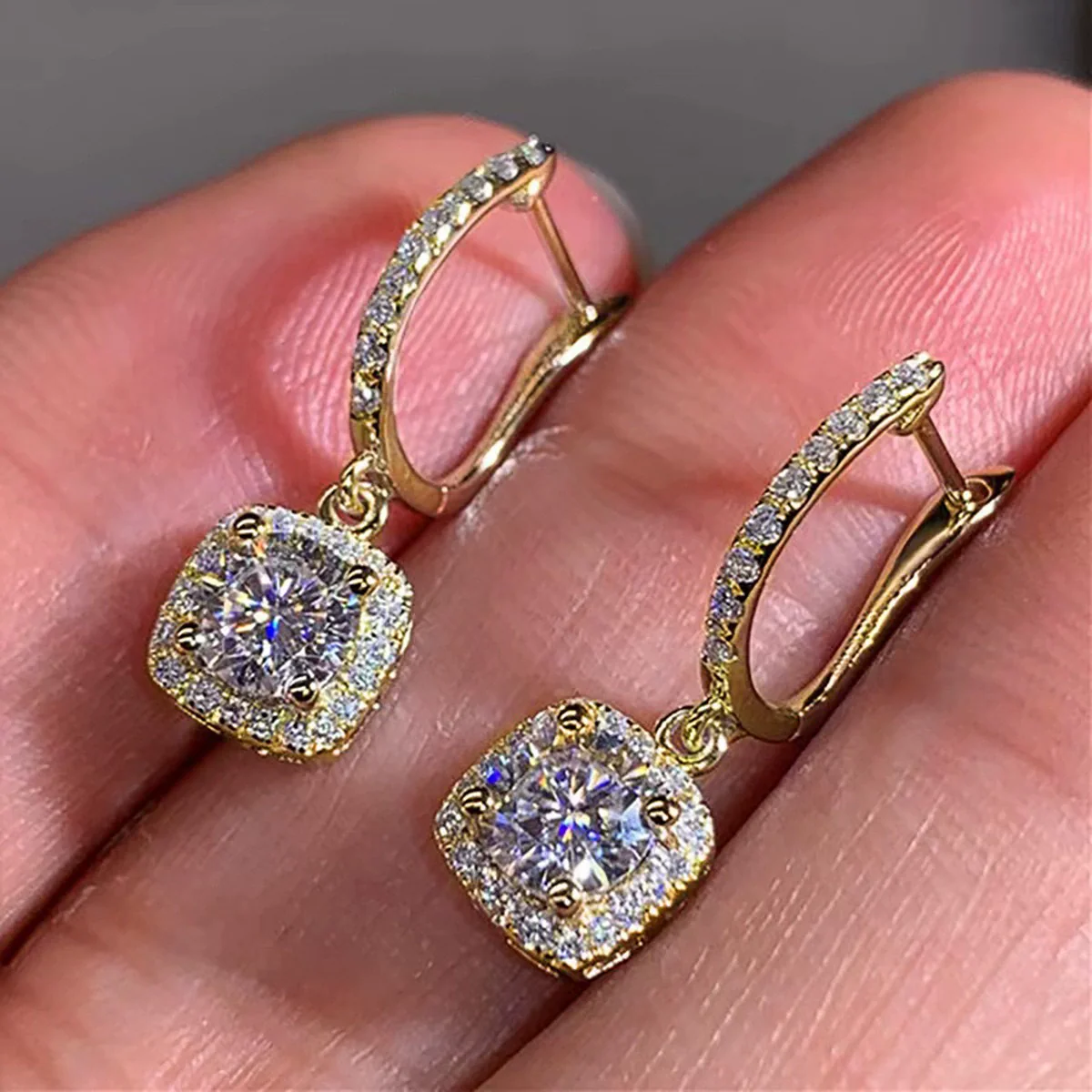Women's Copper Geometric Microinlaid Zircon Ear Buckle Earrings Jewelry - Image 10