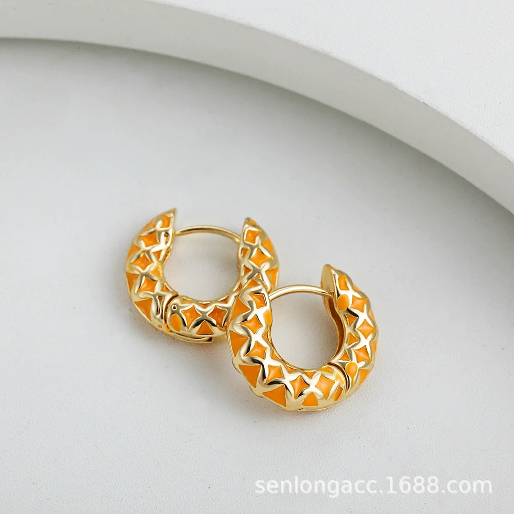 Women's Copper Geometric Rhombus Diamond Earrings - Image 8