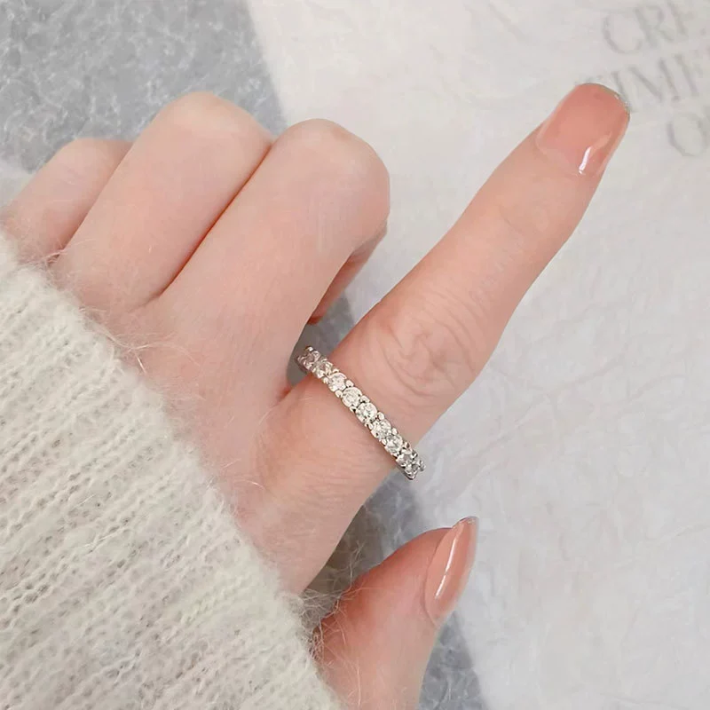 Women's Copper Geometric Style Simulated Diamond Ring With Electroplating - Image 2