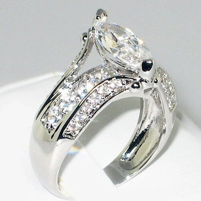 Women's Copper Geometric Three Ring Set Inlaid Zircon Ring - Image 3