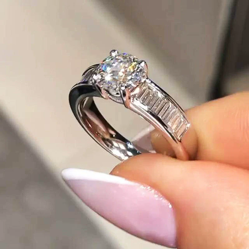 Women's Copper Geometric Zirconia Microinlaid Light Luxury Style Ring - Image 3
