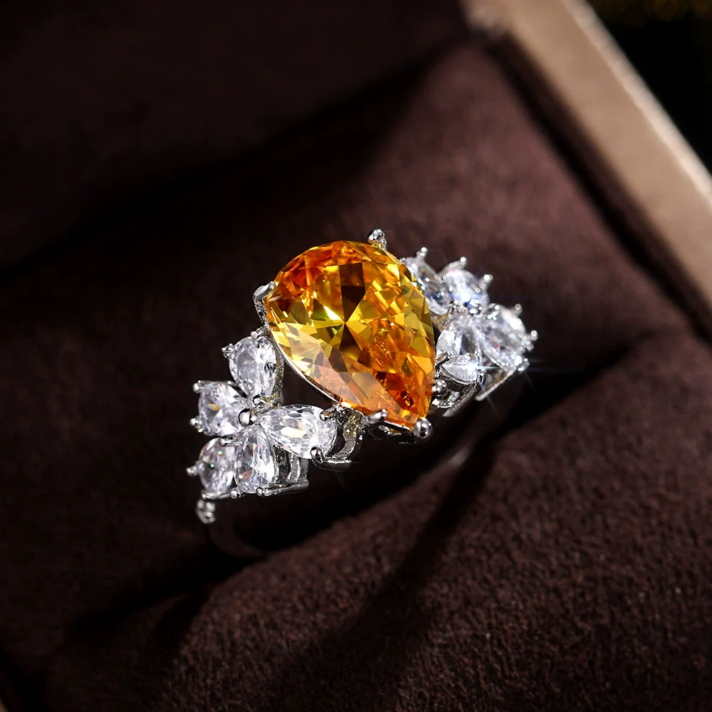 Women's Copper Inlaid Zircon Water Drop Pear Shaped Geometric Ring Jewelry - Image 4