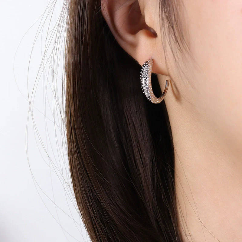 Women's Elegant Niche Titanium Steel Irregular Forged Geometric Pattern Plated Earrings - Image 4