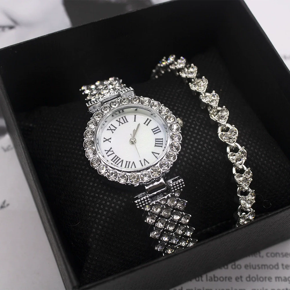 Women's Fashion Alloy Bracelet Wristwatch Set With Round Dial And Horseshoe Buckle