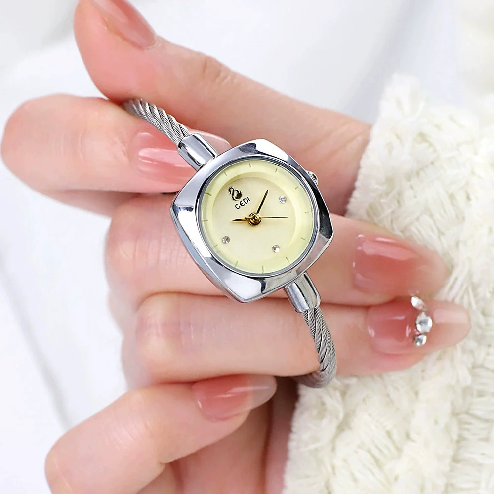 Women's Fashion Alloy Metal Braided Rope Bracelet Simple Quartz Watch With Round Dial - Image 2