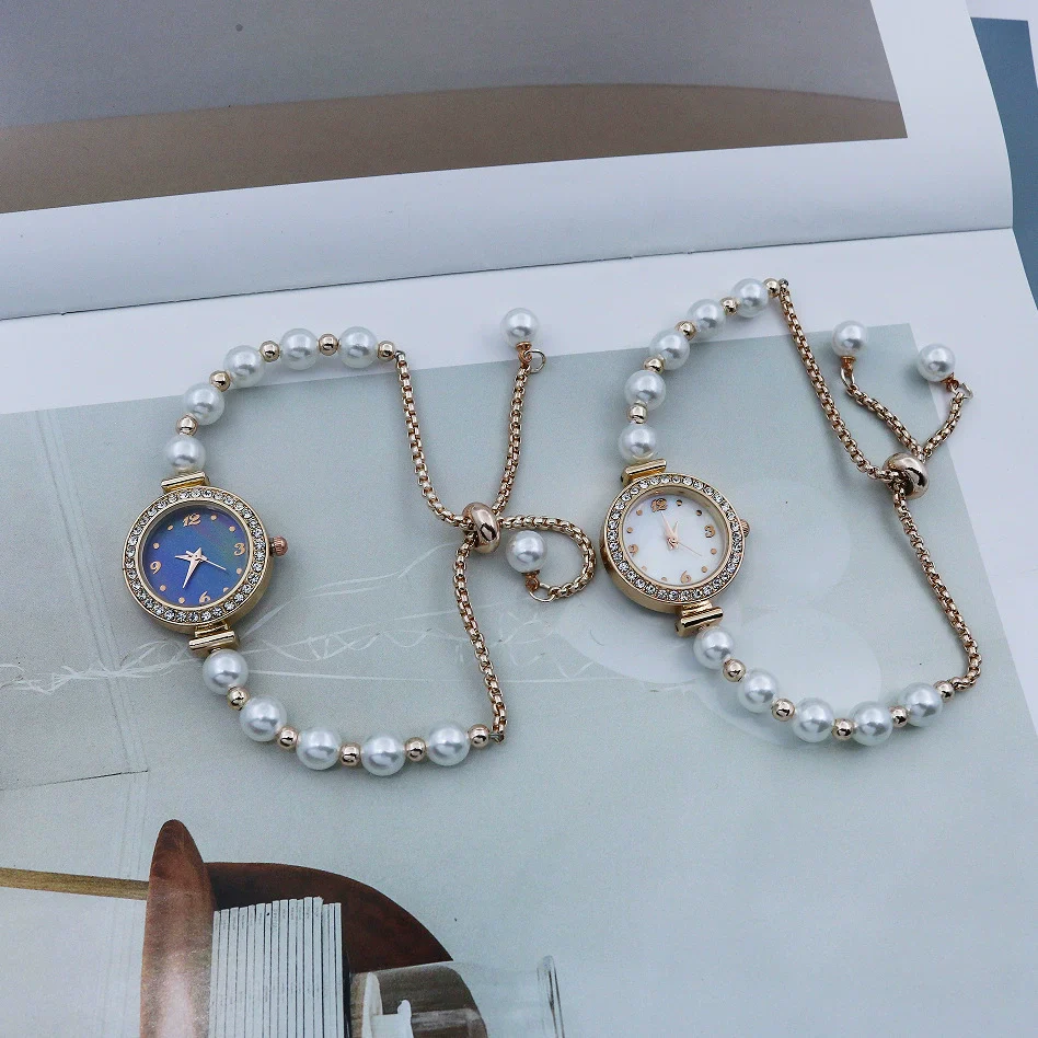 Women's Fashion Diamondencrusted Pearl Alloy Watch With Round Dial - Image 2