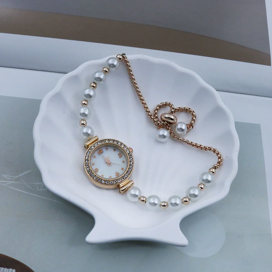 Women's Fashion Diamondencrusted Pearl Alloy Watch With Round Dial - Image 4