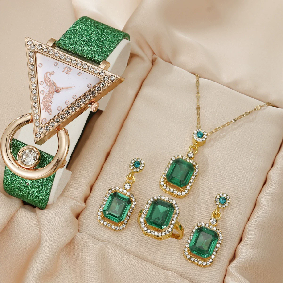 Women's Fashion Leather Watch With Inverted Triangle Diamond Set And Alloy Case - Image 3