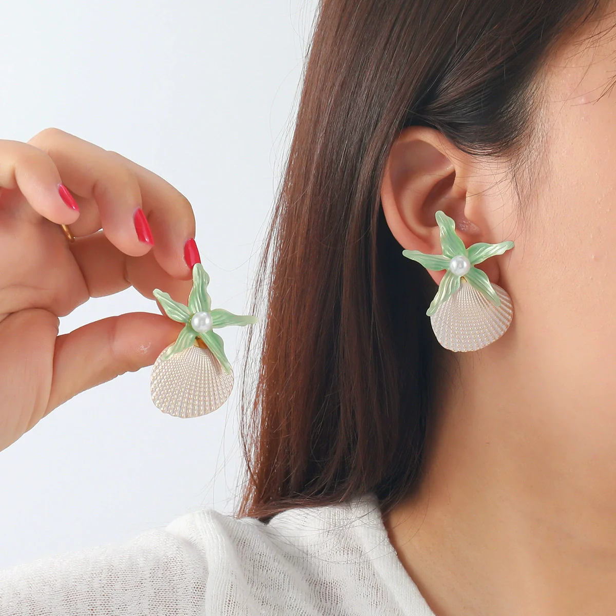 Women's Fashion Marine Style Zinc Alloy Geometric Starfish Shell Imitation Pearl Earrings - Image 3