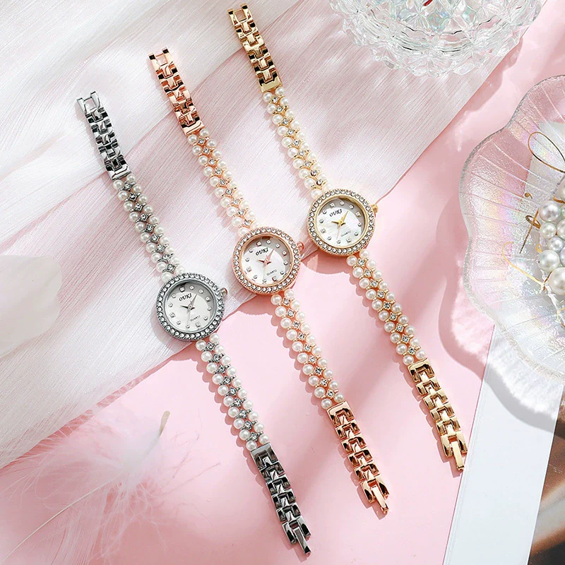 Women's Fashion Metal Alloy Stainless Steel Pearl Chain Round Dial Fritillary Pattern Watch - Image 2