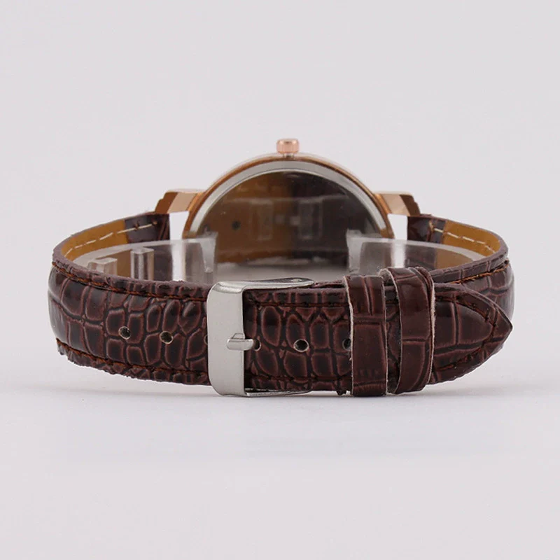 Women's Fashion Quartz Watch Alloy Case Imitation Leather Strap Round Dial Printed Logo - Image 3