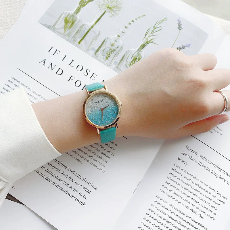 Women's Fashion Quartz Watch With Alloy Case Gradient Star Design - Image 9