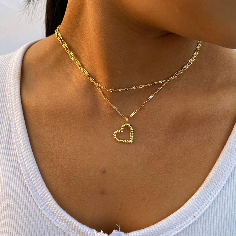 Women's Fashion Simple Light Luxury Temperament Love Double Layer Clavicle Necklace Copper Material Heart Pattern Electroplating Treatment - Image 2
