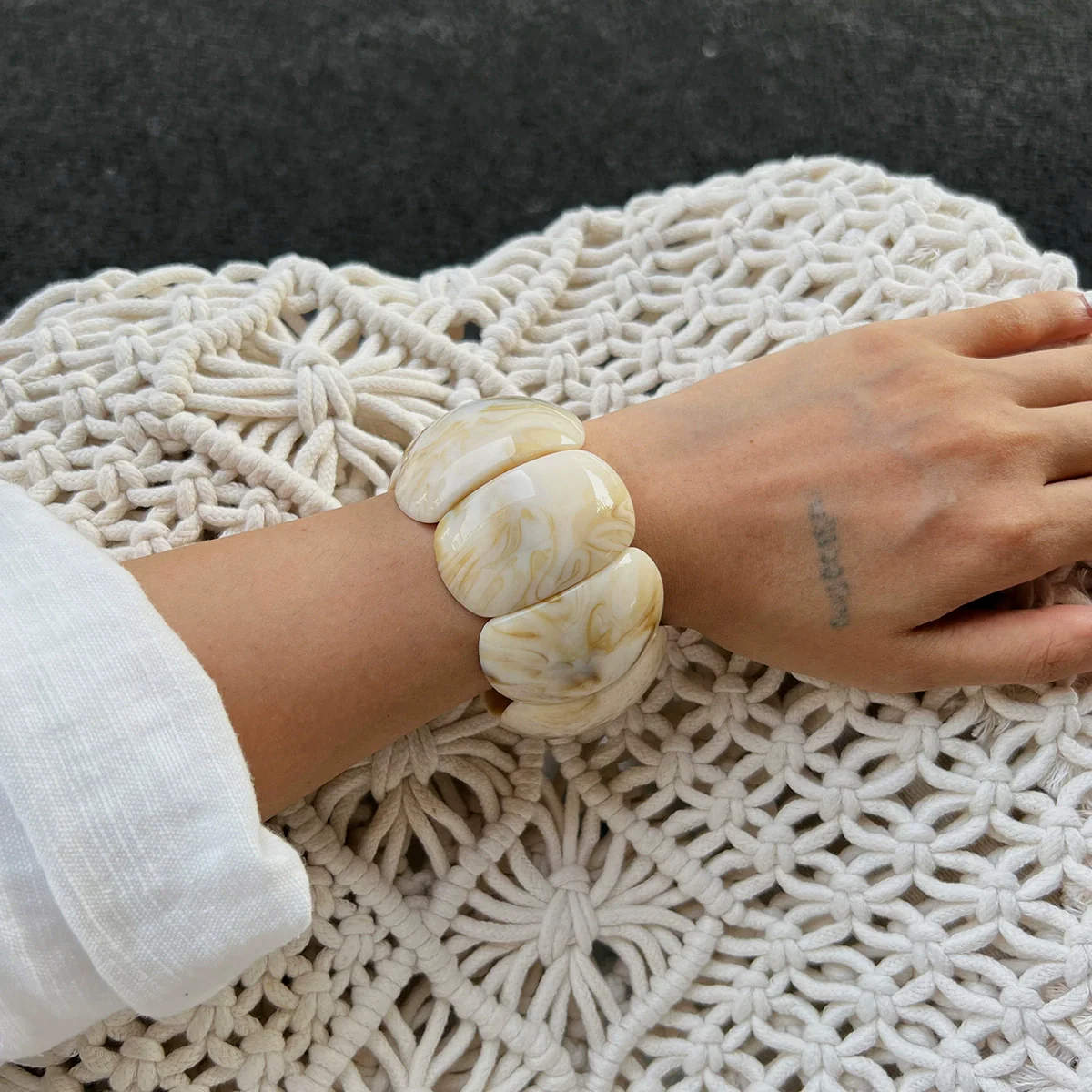 Women's Handmade Asymmetrical Smudged Resin Bracelet - Image 10