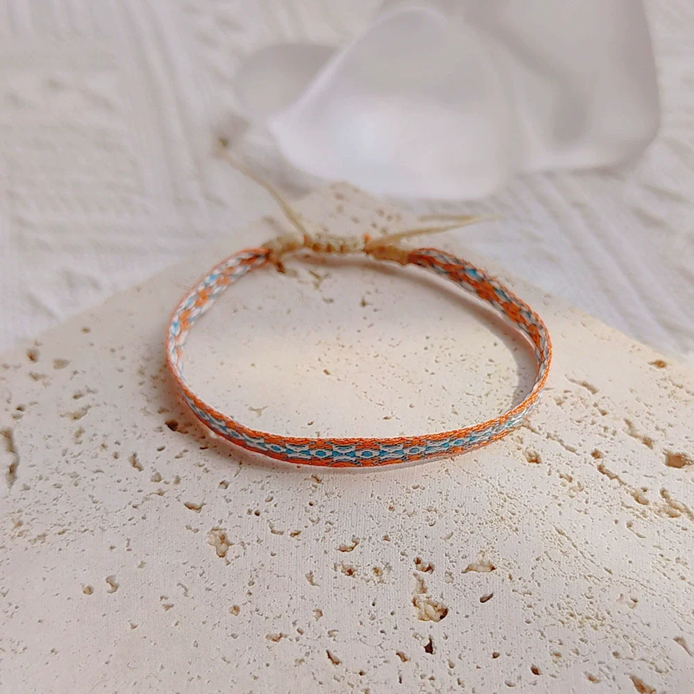 Women's Handwoven Natural Pearl Beaded Bracelet - Image 4