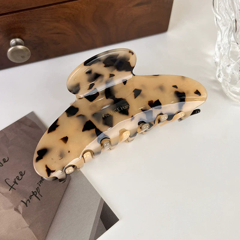 Women's Highend 2025 New Style Acetic Acid Gripper Hair Clip With Geometric Style And Stamping Process - Image 7