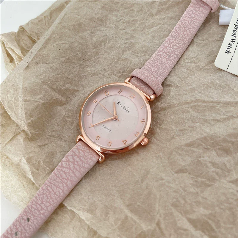 Women's Leisure Alloy Case Ordinary Glass Mirror Digital Scale Quartz Belt Watch - Image 8