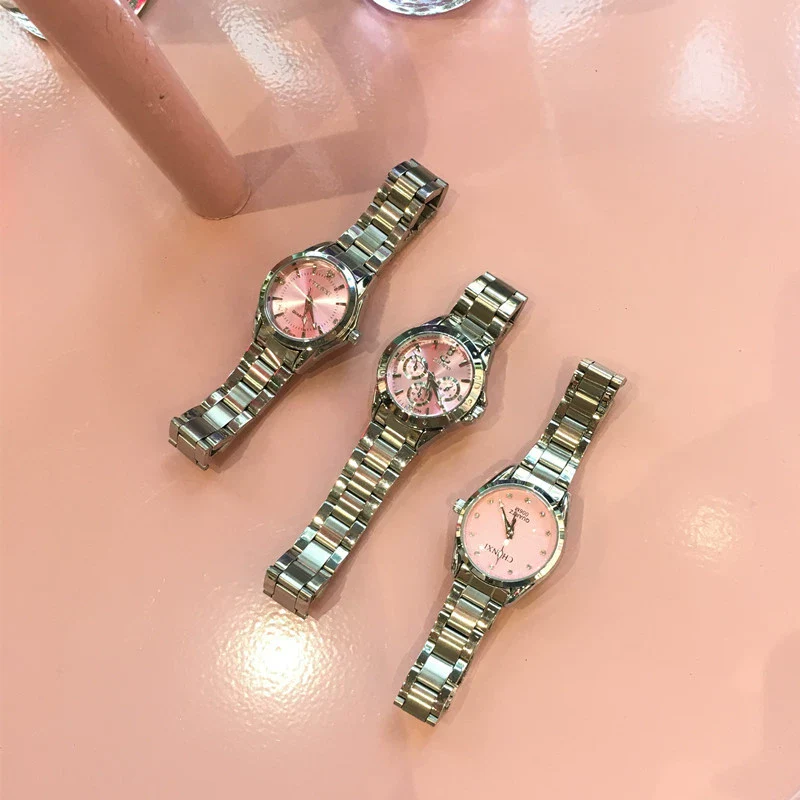 Women's Leisure Alloy Case Stainless Steel Strap Round Dial Quartz Watch