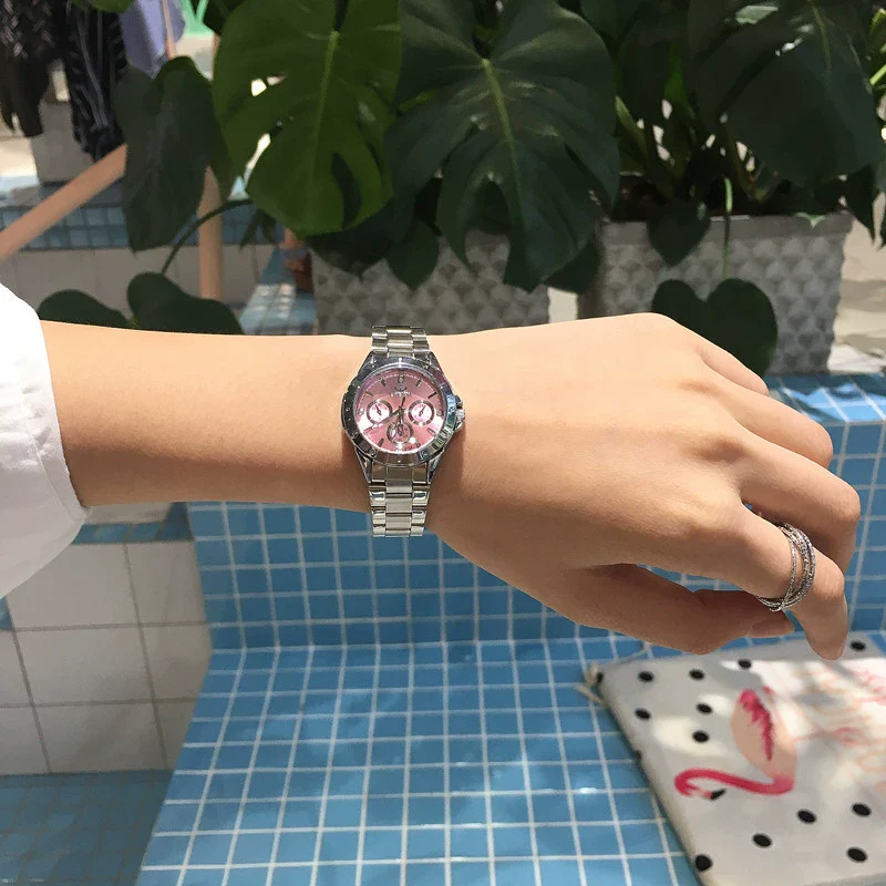 Women's Leisure Alloy Case Stainless Steel Strap Round Dial Quartz Watch - Image 7