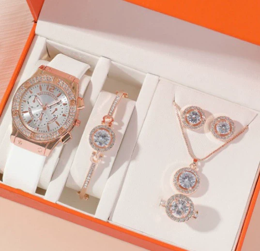 Women's Leisure Quartz Watch Stainless Steel Case And Strap Round Dial - Image 6