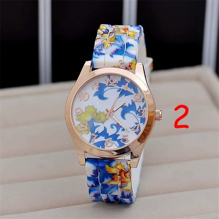Women's Leisure Quartz Watch With Color Flowered Silicone Band Zinc Alloy Case Stainless Steel Horseshoe Buckle And Round Dial - Image 4