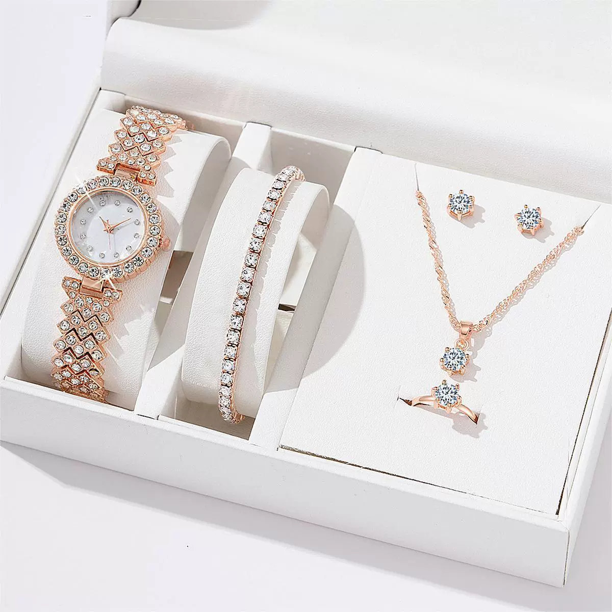Women's Leisure Round Dial Watch With Alloy Strap And Zinc Alloy Case - Image 2