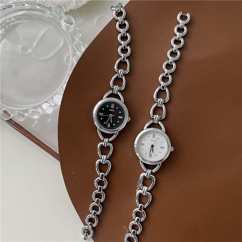 Women's Leisure Silver Alloy Case Round Face Bracelet Watch